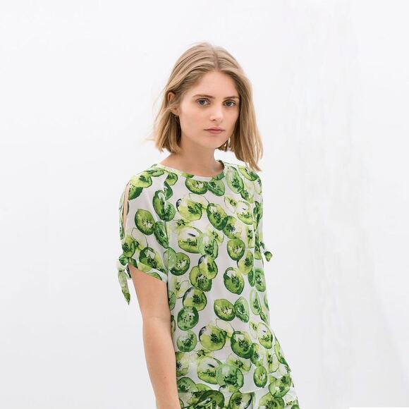 2/$30 ZARA Kiwi Print Blouse White Green Self Tie Cold Shoulder Sleeve S #6092 - Picture 1 of 16